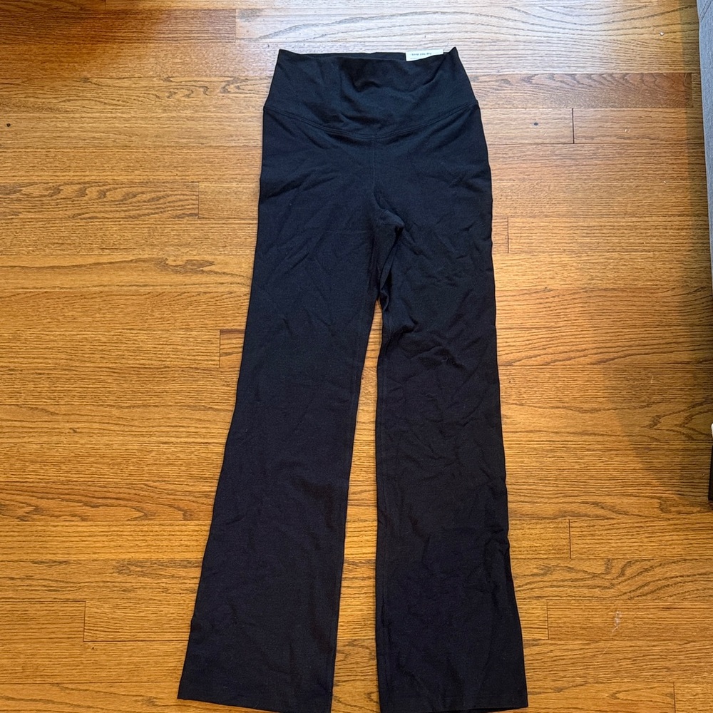 Black extra high rise slim boot cut leggings